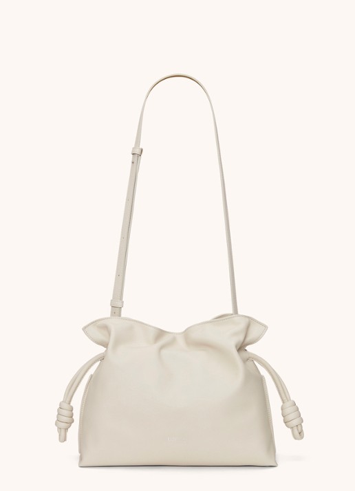 LOEWE Flamenco clutch van kalfsleer - detail 5 beige