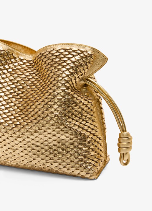 LOEWE Flamenco clutch van leer met metallic finish - detail 5 goud