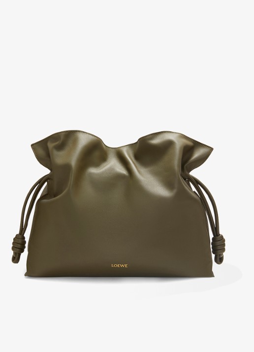LOEWE Flamenco Large clutch van kalfsleer - voorkant donkerkhaki