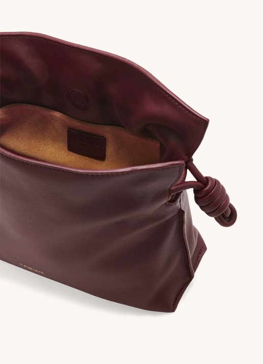 LOEWE Flamenco Mini clutch van kalfsleer - detail 4 bordeauxrood