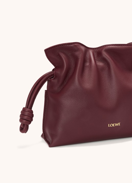 LOEWE Flamenco Mini clutch van kalfsleer - detail 5 bordeauxrood