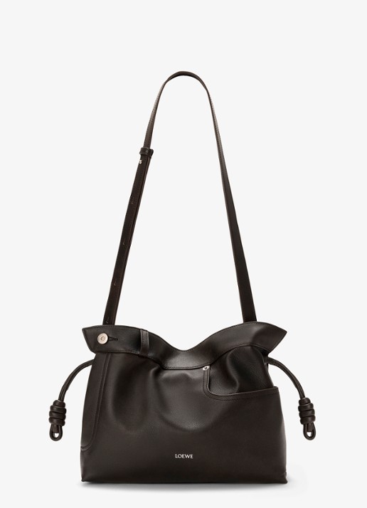 LOEWE Flamenco Panta M clutch van kalfsleer - detail 4 donkerbruin