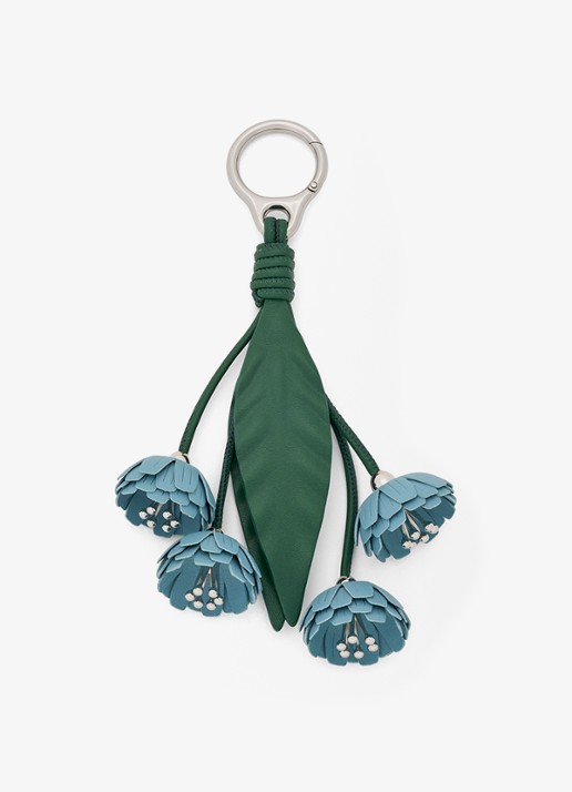 LOEWE Flower Pistil tasbedel van kalfsleer