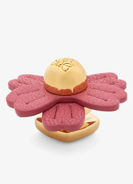 LOEWE Flower tasbedel van kalfsleer - detail 3 roze