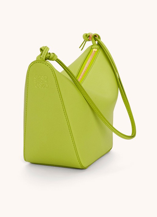 LOEWE Hammock Hobo schoudertas van kalfsleer - detail 7 lime