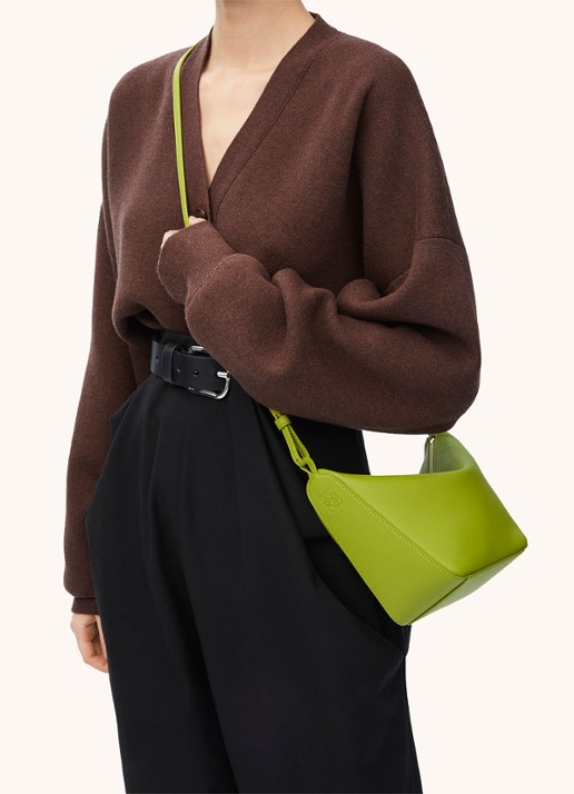 LOEWE Hammock Hobo schoudertas van kalfsleer - detail 8 lime