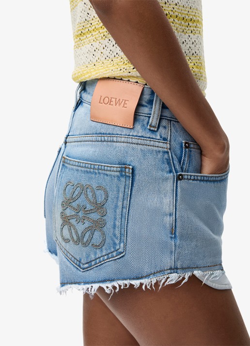 LOEWE Mid waist regular fit korte broek van denim met logoborduring - detail 5 indigo