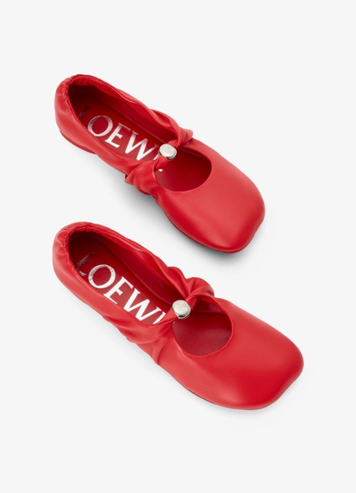 LOEWE Pebble Soft ballerina van lamsleer - detail 2 rood