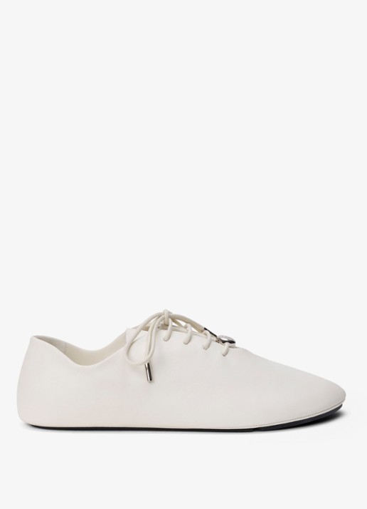 LOEWE Pebble Soft Lace-Up sneaker van kalfsleer - voorkant 4 wit