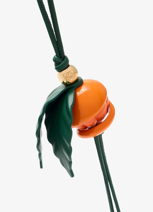 LOEWE Peeling Orange tasbedel van kalfsleer - voorkant 2 orange