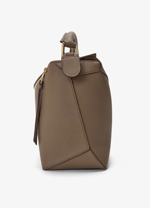 LOEWE Puzzle Edge Medium handtas van kalfsleer - detail 3 taupe
