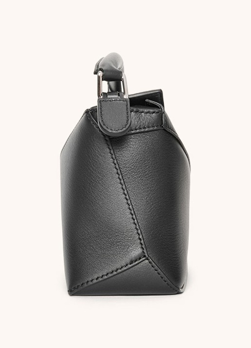 LOEWE Puzzle Edge Mini handtas van kalfsleer - achterkant 8 zwart