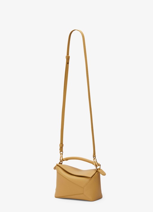 LOEWE Puzzle Edge Mini handtas van kalfsleer - detail 5 okergeel