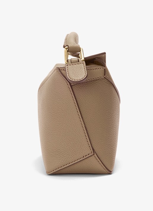 LOEWE Puzzle Edge Mini handtas van kalfsleer - detail 4 taupe