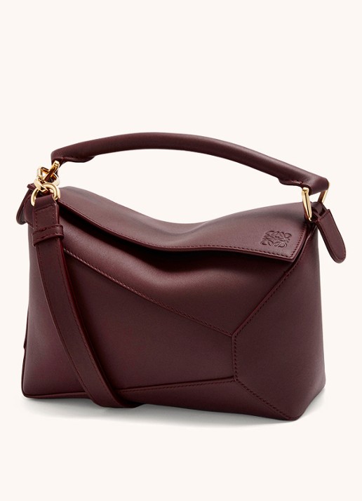 LOEWE Puzzle Edge Small handtas van kalfsleer - voorkant bordeauxrood