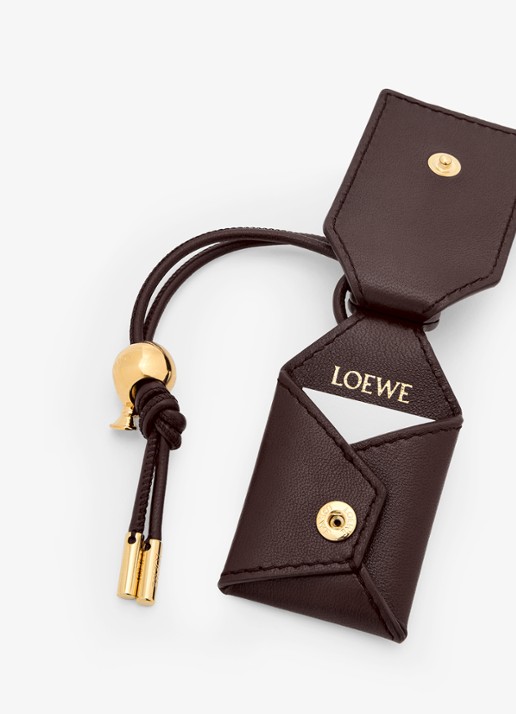 LOEWE Puzzle Featherlight Mini handtas van kalfsleer - detail 6 donkerbruin