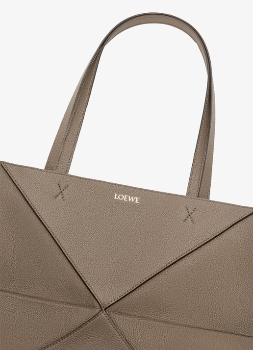 LOEWE Puzzle Fold Horizontal Large shopper van kalfsleer - detail 5 taupe