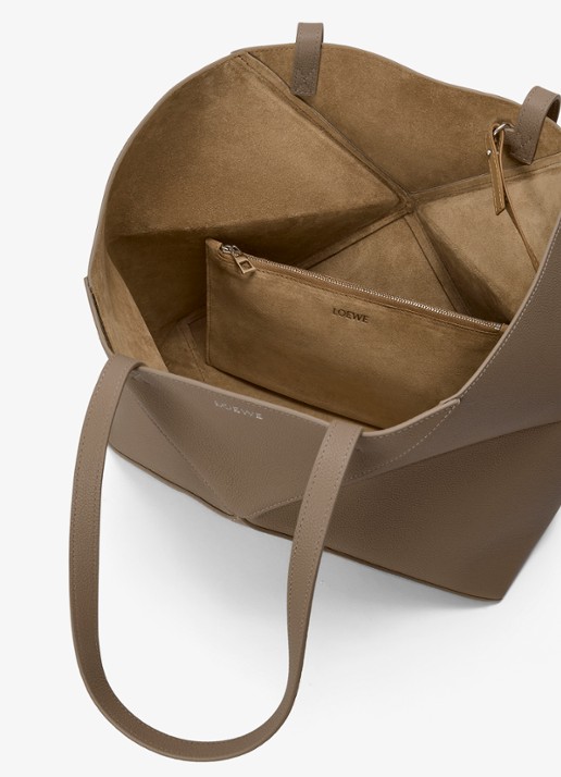 LOEWE Puzzle Fold Horizontal Medium shopper van kalfsleer - detail 3 taupe
