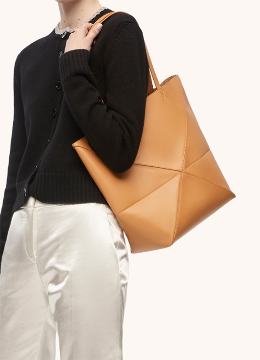 LOEWE Puzzle Fold Medium shopper van kalfsleer - detail 7 camel