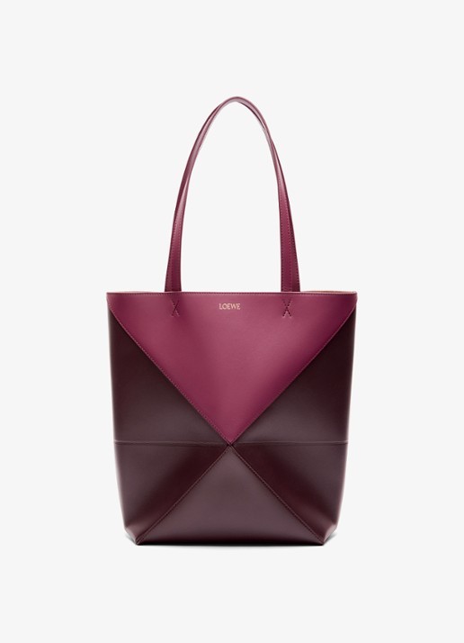 LOEWE Puzzle Fold Medium shopper van kalfsleer - voorkant 7 bordeauxrood