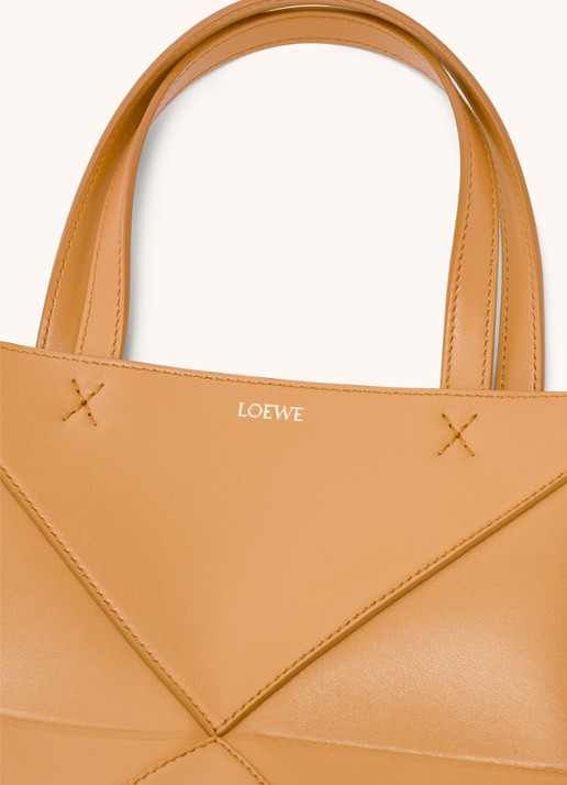 LOEWE Puzzle Fold Mini shopper van kalfsleer - detail 7 camel