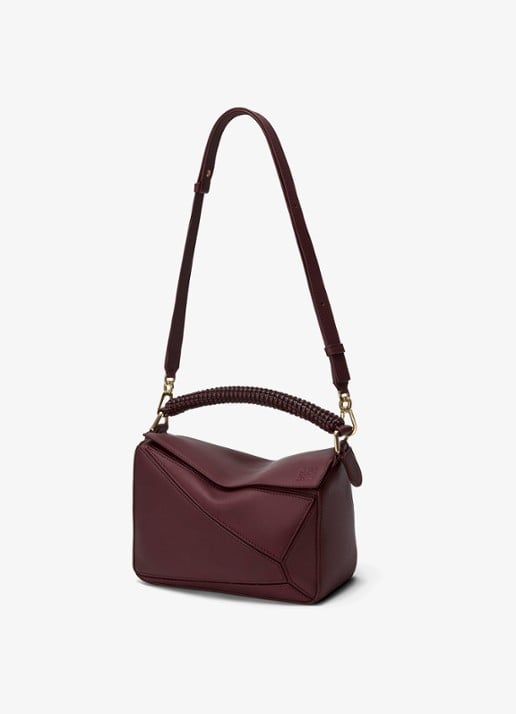 LOEWE Puzzle Small handtas van kalfsleer - detail 4 bordeauxrood