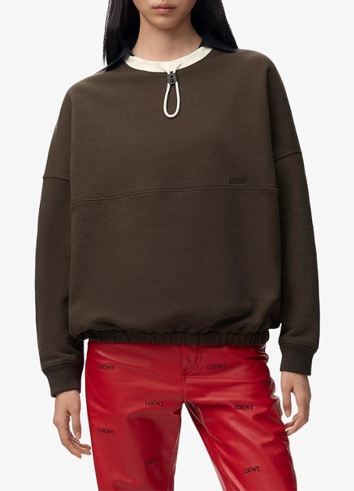 LOEWE Sweater met trekkoord en logo - detail bruin