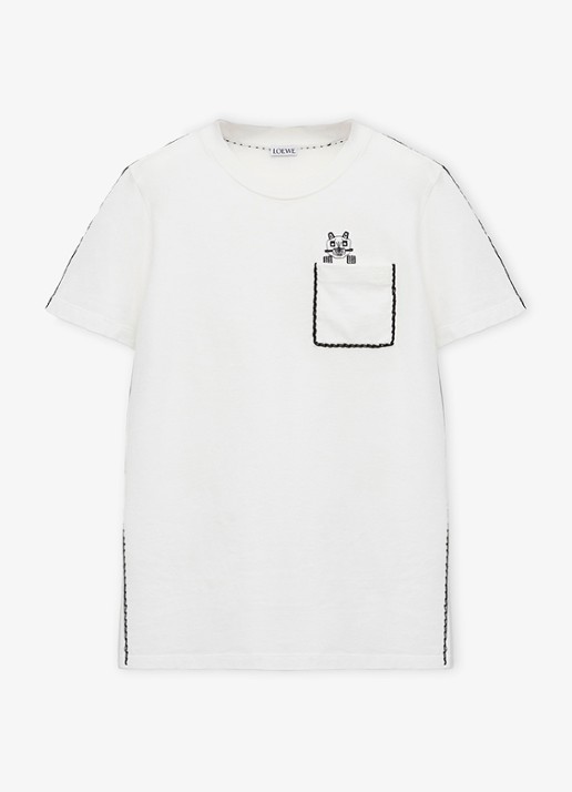 LOEWE T-shirt met borduring en borstzak - voorkant wit