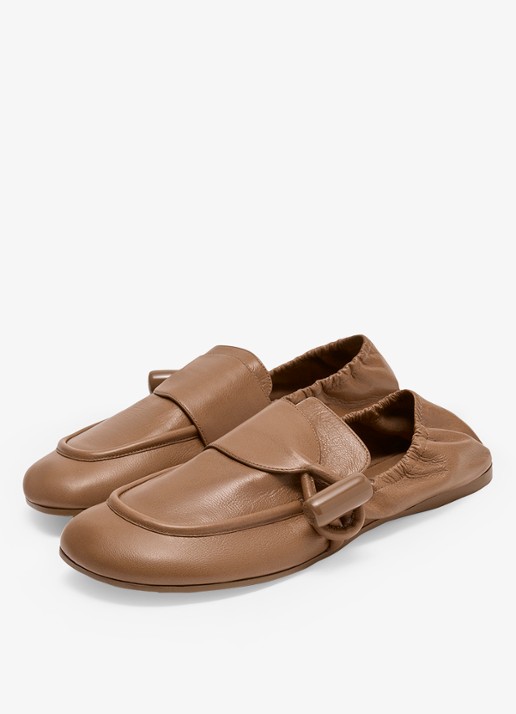 LOEWE Toggle loafer van kalfsleer - voorkant 2 bruin