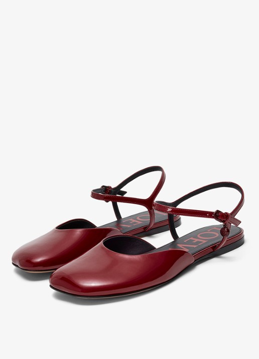 LOEWE Toy sandaal van lakleer - detail donkerrood