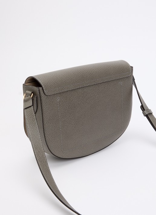 Longchamp Épure crossbodytas M van leer met verstelbare schouderriem  - achterkant grijs