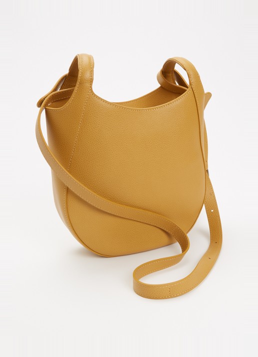 Longchamp Le Foulonné crossbodytas S van leer - achterkant okergeel