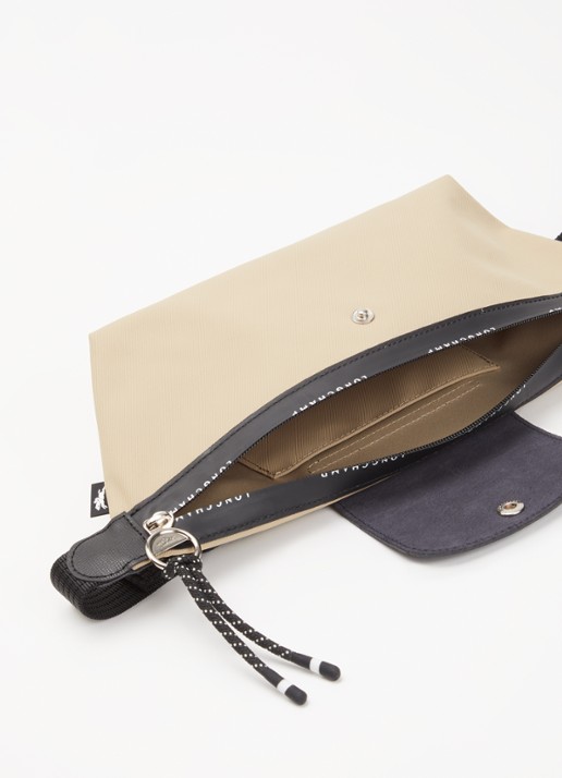 Longchamp Le Pliage Energy heuptas M van canvas met leren details - detail 3 donkerbeige