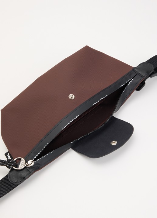 Longchamp Le Pliage Energy heuptas M van canvas met leren details - detail 3 donkerbruin
