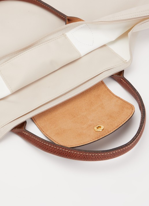 Longchamp Le Pliage handtas M met leren details - detail 4 creme