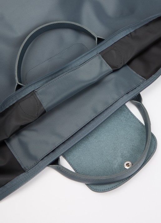 Longchamp Le Pliage One reistas XL met leren details - detail 4 staalblauw