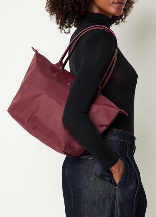 Longchamp Le pliage One schoudertas M met details van leer - voorkant 6 aubergine