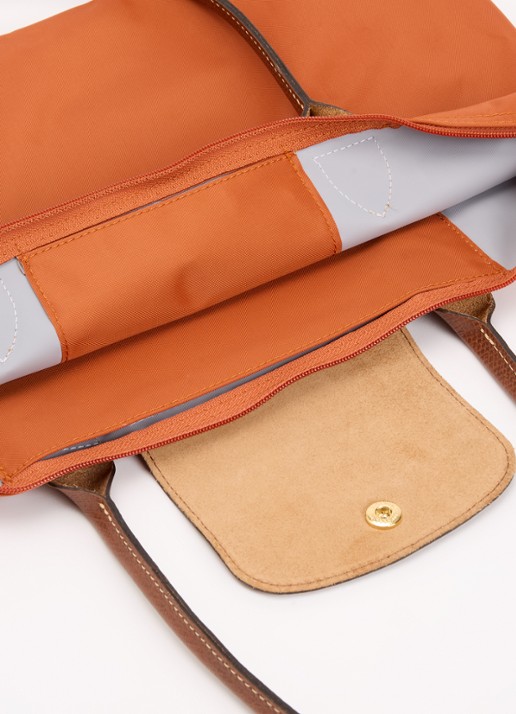 Longchamp Le Pliage schoudertas M met leren details - detail 3 oranjebruin