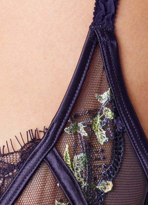 Lounge Dahlia beugel bh van mesh met borduring - detail 2 donkerblauw