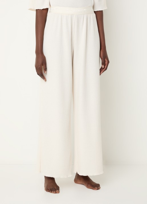 Lounge Pyjamabroek met structuur - detail 3 beige
