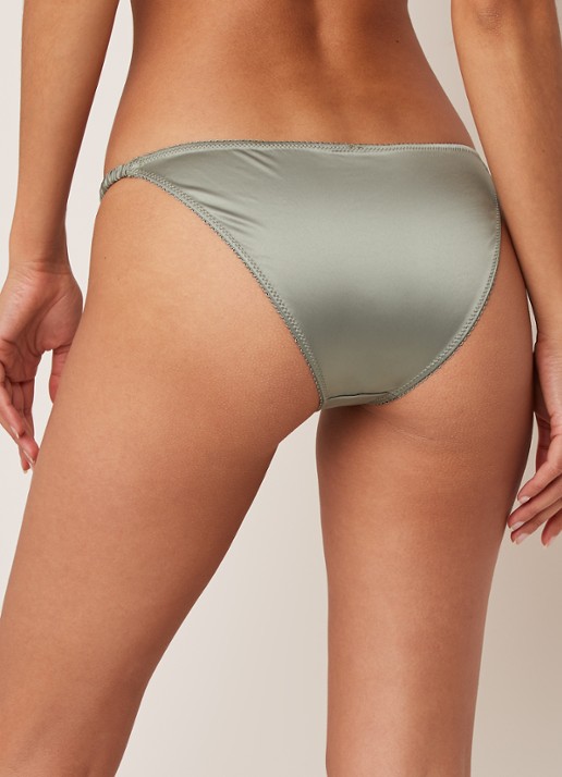 Love Stories Rosie Weekday tanga van satijn met borduring in 5-pack - achterkant 4 multicolor