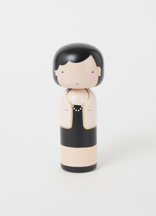 Lucie Kaas Coco Chanel Kokeshi Doll 14,5 cm - voorkant 2 lichtroze