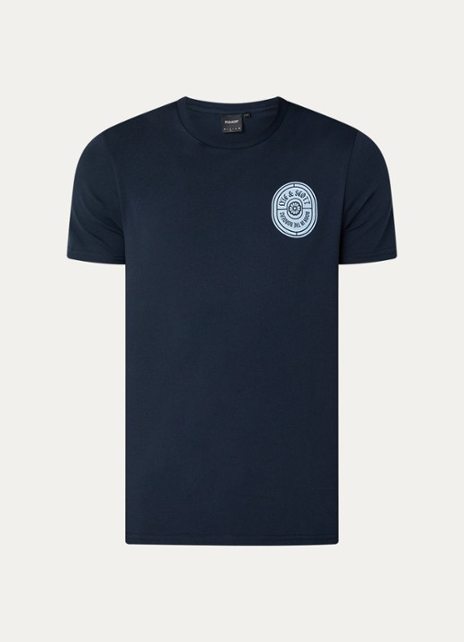 Lyle & Scott Borders T-shirt met logo- en backprint - voorkant donkerblauw