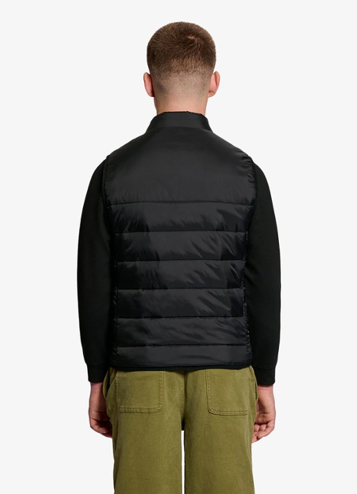 Lyle & Scott Gewatteerde bodywarmer met steekzakken - voorkant 3 zwart