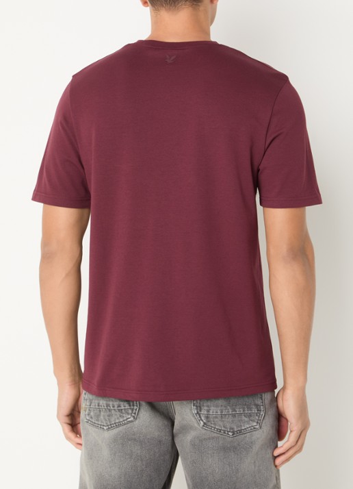 Lyle & Scott Interlock T-shirt met logo - achterkant bordeauxrood