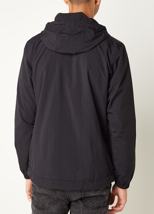 Lyle & Scott Lichtgewicht jack met capuchon - achterkant zwart