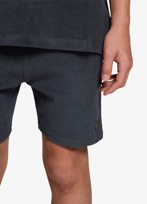 Lyle & Scott Straight fit korte broek van badstof - detail donkerblauw