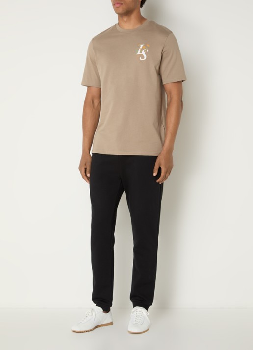 Lyle & Scott T-shirt met logo- en backprint - voorkant 3 beige
