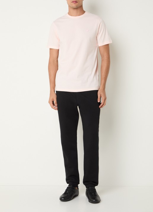 Lyle & Scott T-shirt met logo - voorkant 3 zalmroze