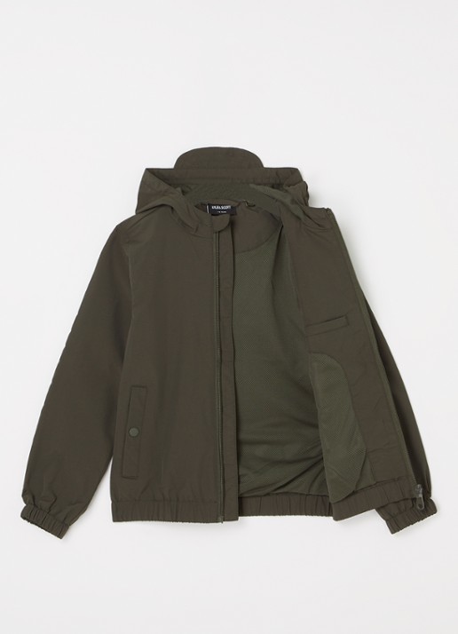 Lyle & Scott Windjack met capuchon en logoborduring - voorkant 2 legergroen
